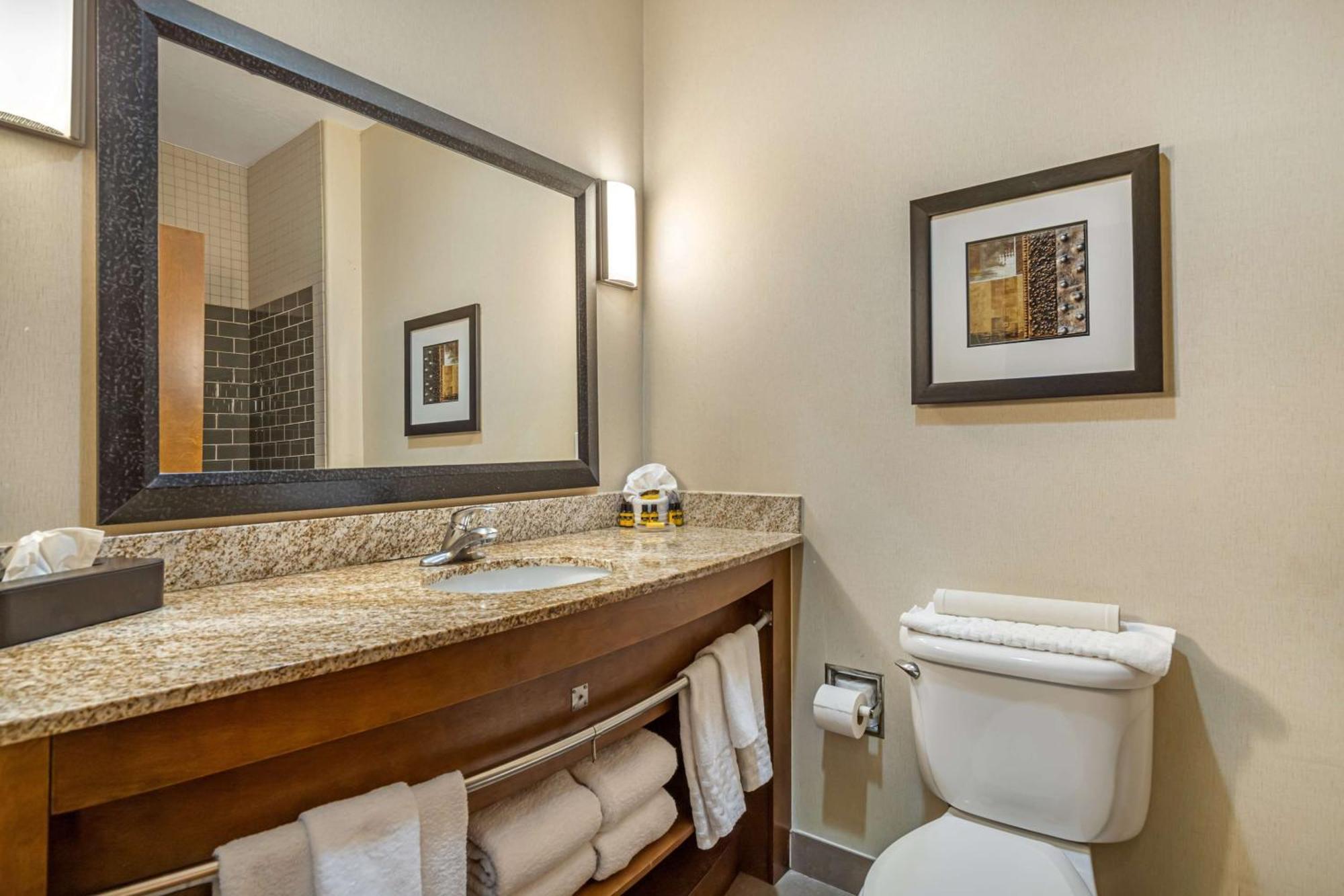 Best Western Plus Lackland Hotel And Suites. San Antonio Extérieur photo