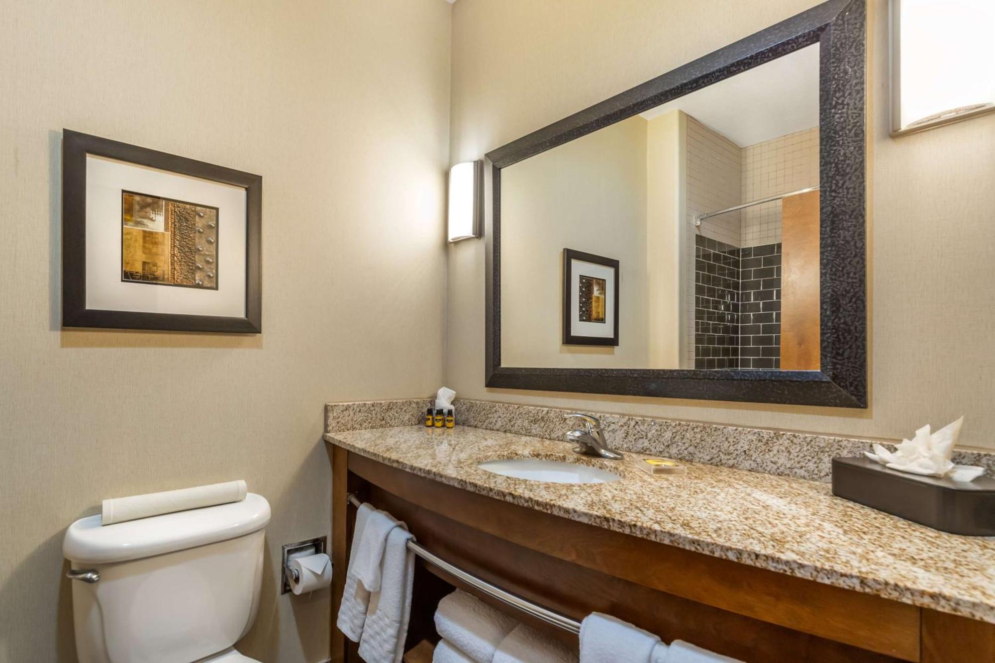 Best Western Plus Lackland Hotel And Suites. San Antonio Extérieur photo