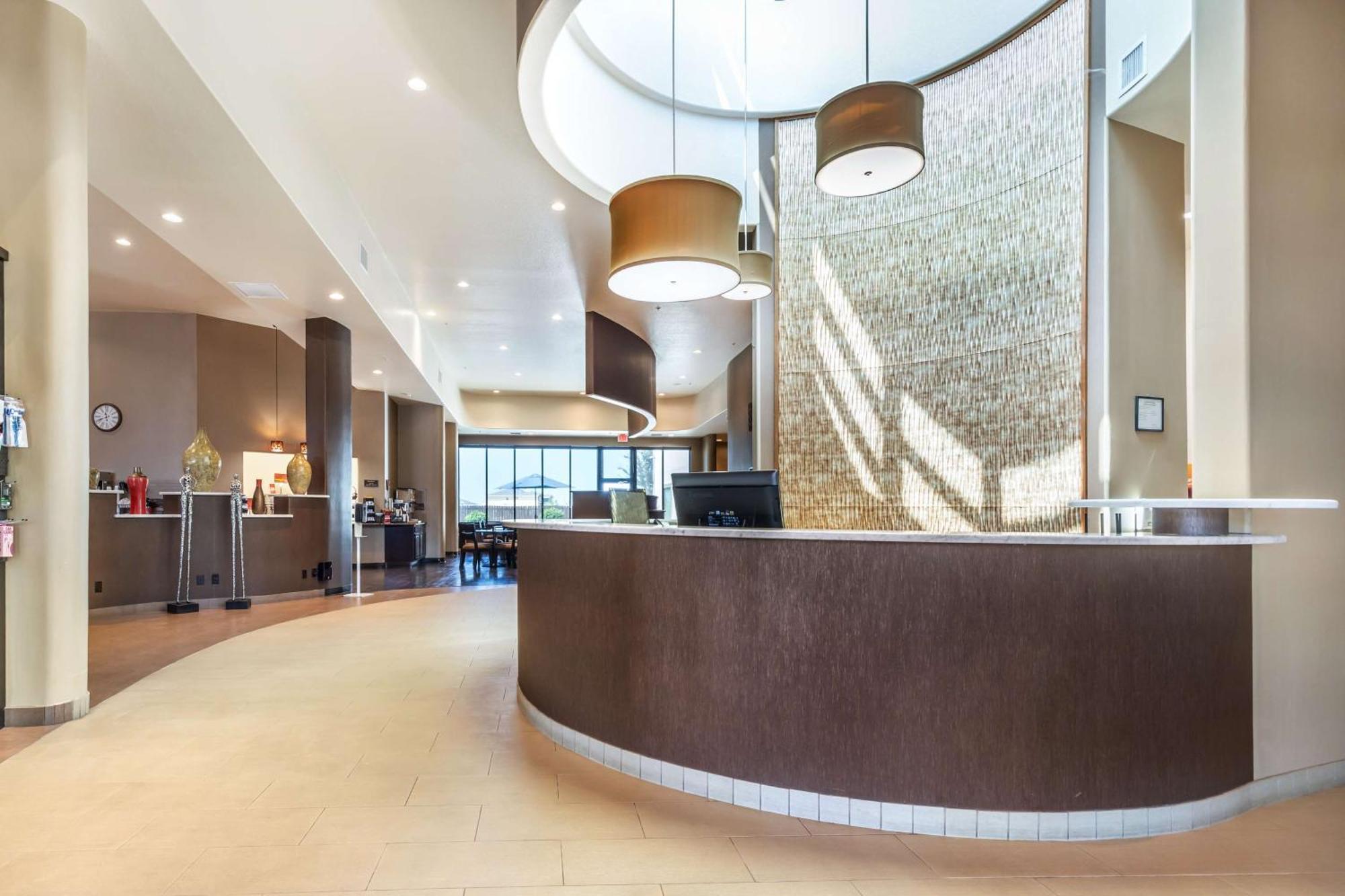 Best Western Plus Lackland Hotel And Suites. San Antonio Extérieur photo