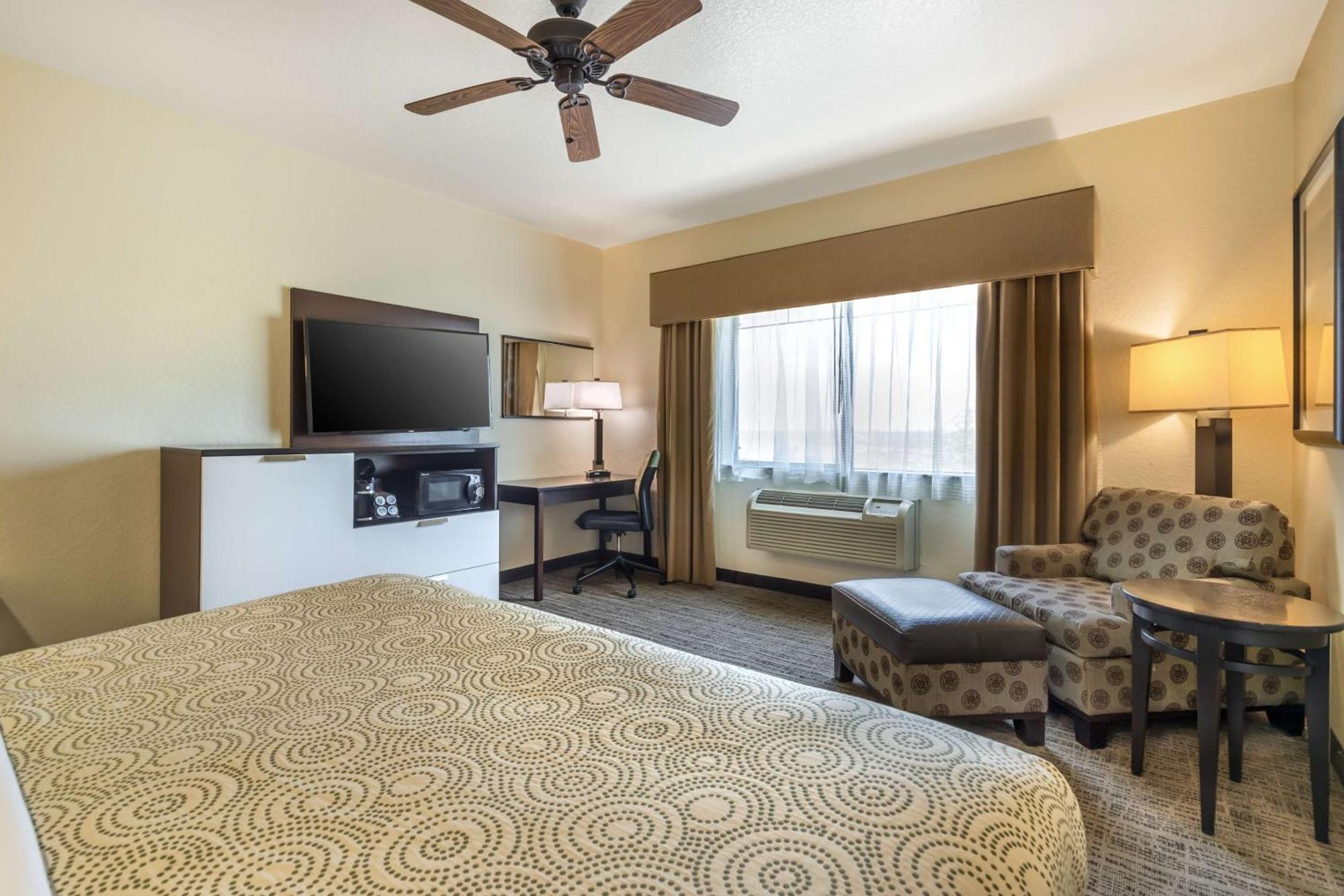 Best Western Plus Lackland Hotel And Suites. San Antonio Extérieur photo