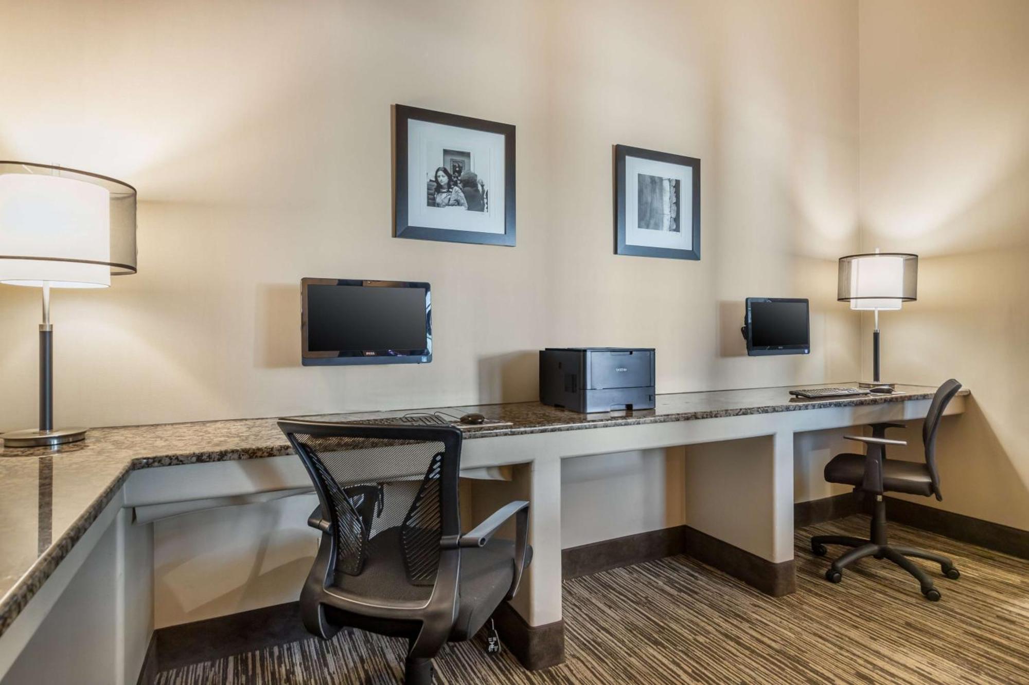 Best Western Plus Lackland Hotel And Suites. San Antonio Extérieur photo