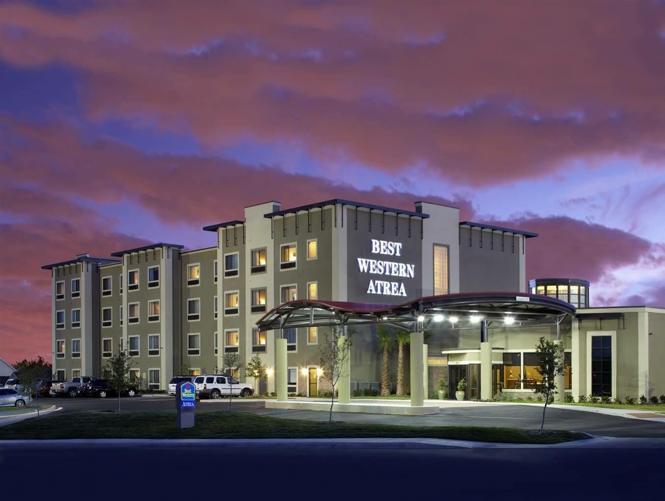 Best Western Plus Lackland Hotel And Suites. San Antonio Extérieur photo